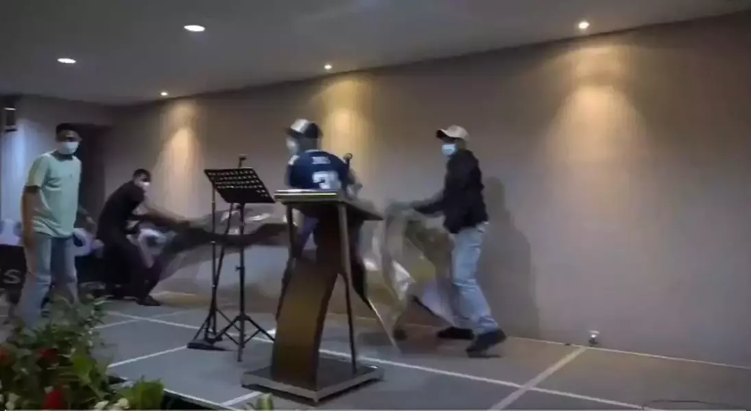 Single Slide