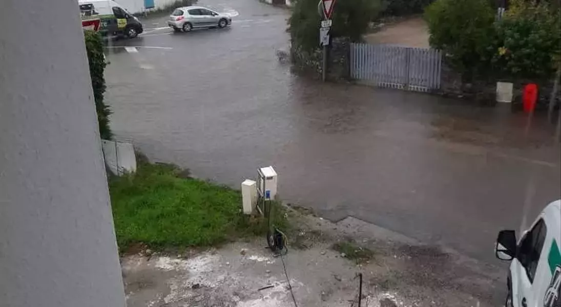 Single Slide