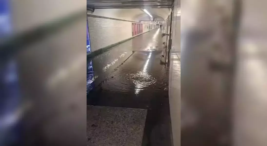 Single Slide