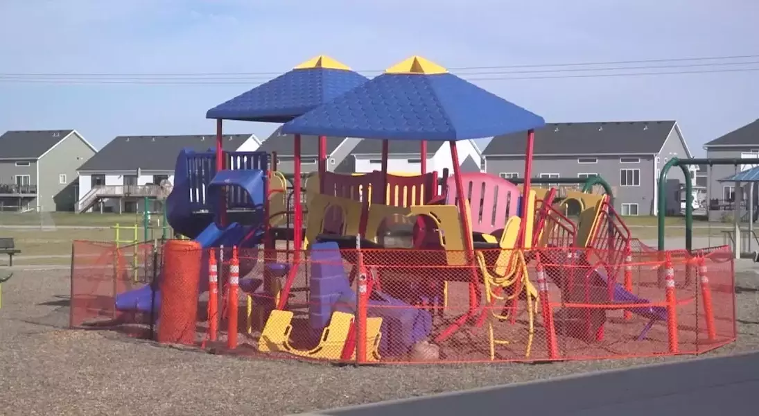 Single Slide
