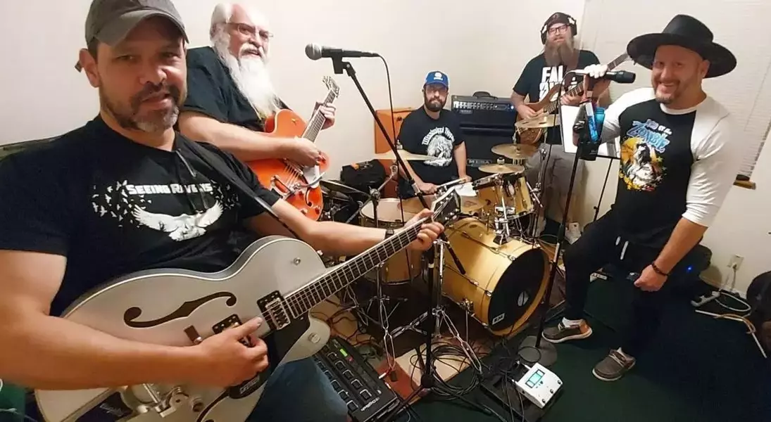 Single Slide