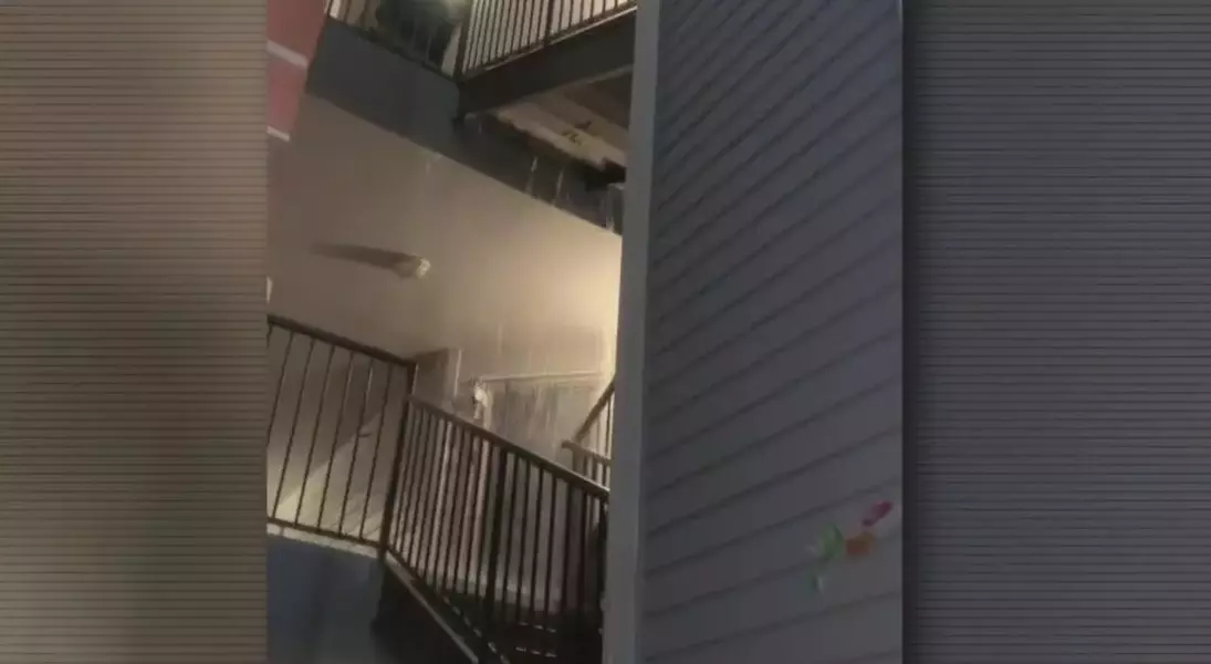 Single Slide