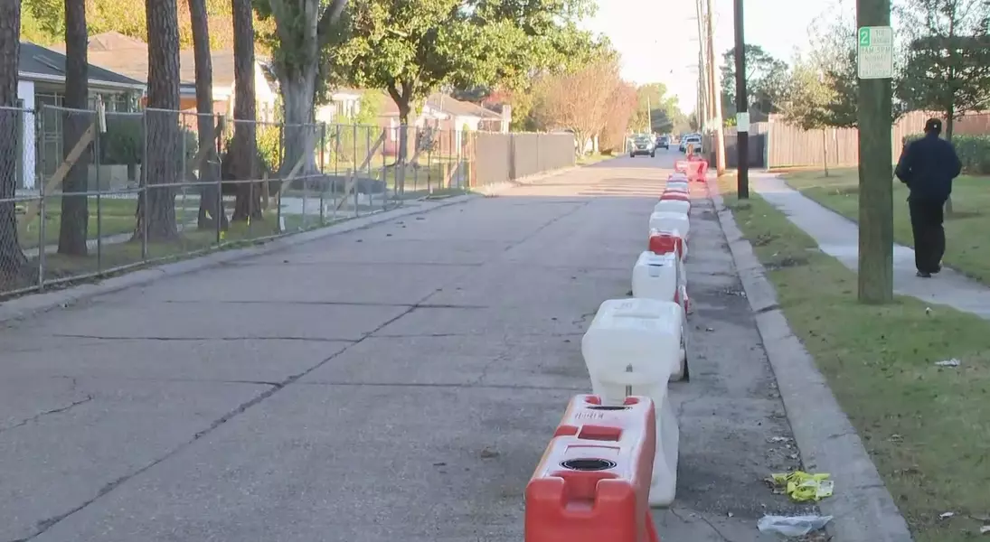 Single Slide