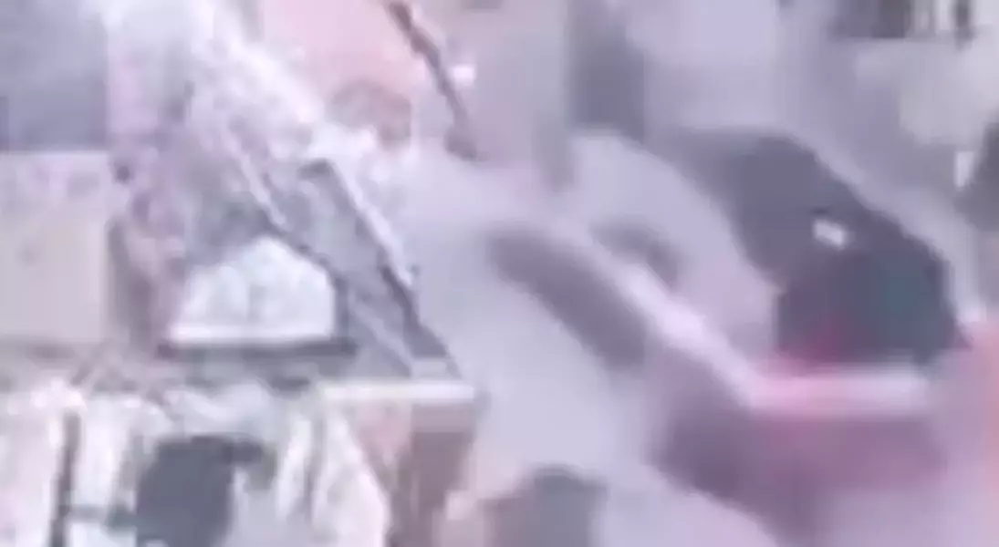 Single Slide