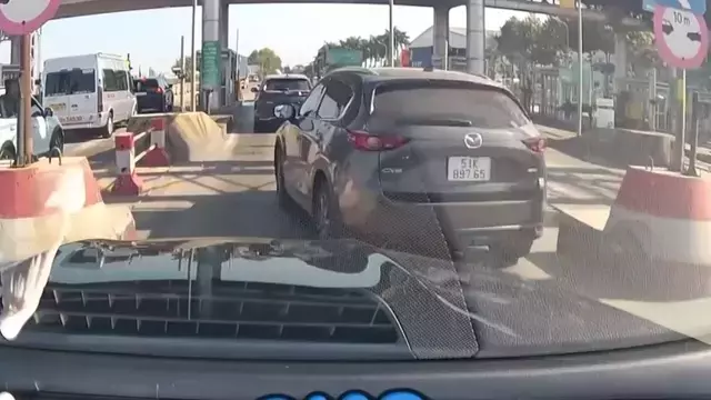 Single Slide