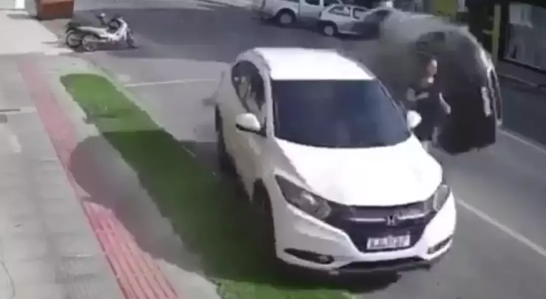 Single Slide