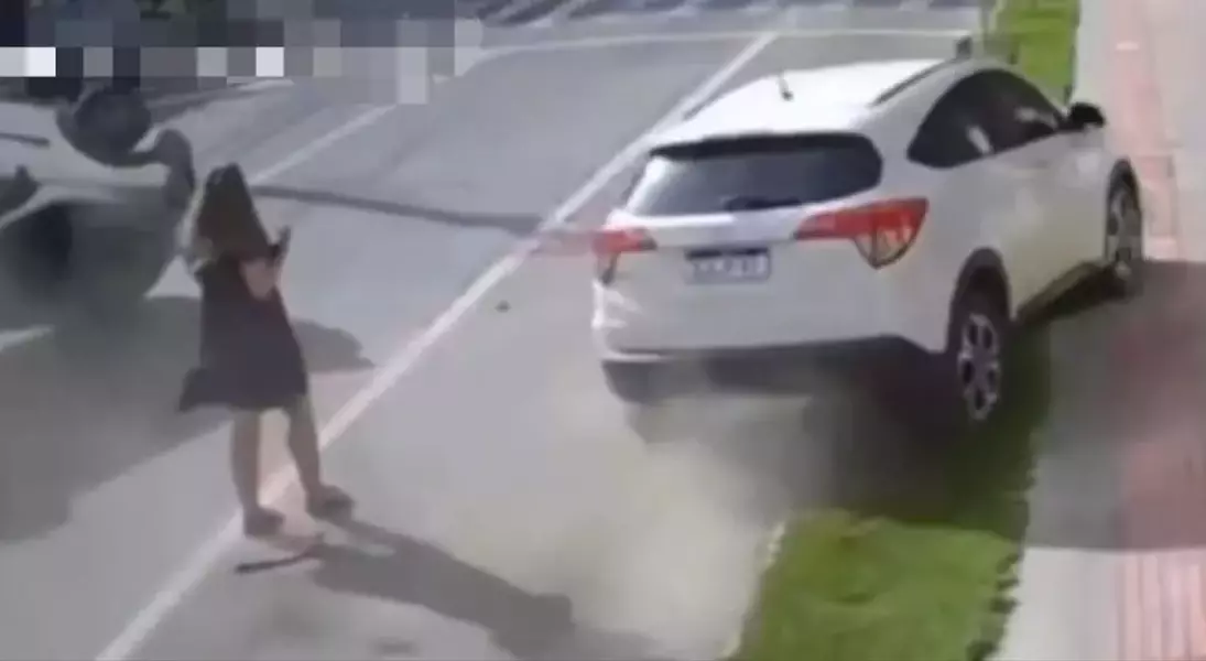 Single Slide