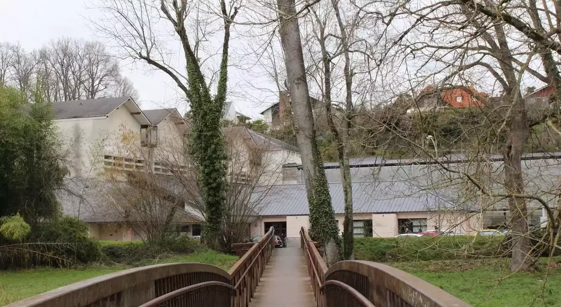 Single Slide