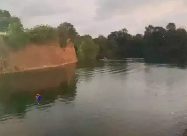 Single Slide