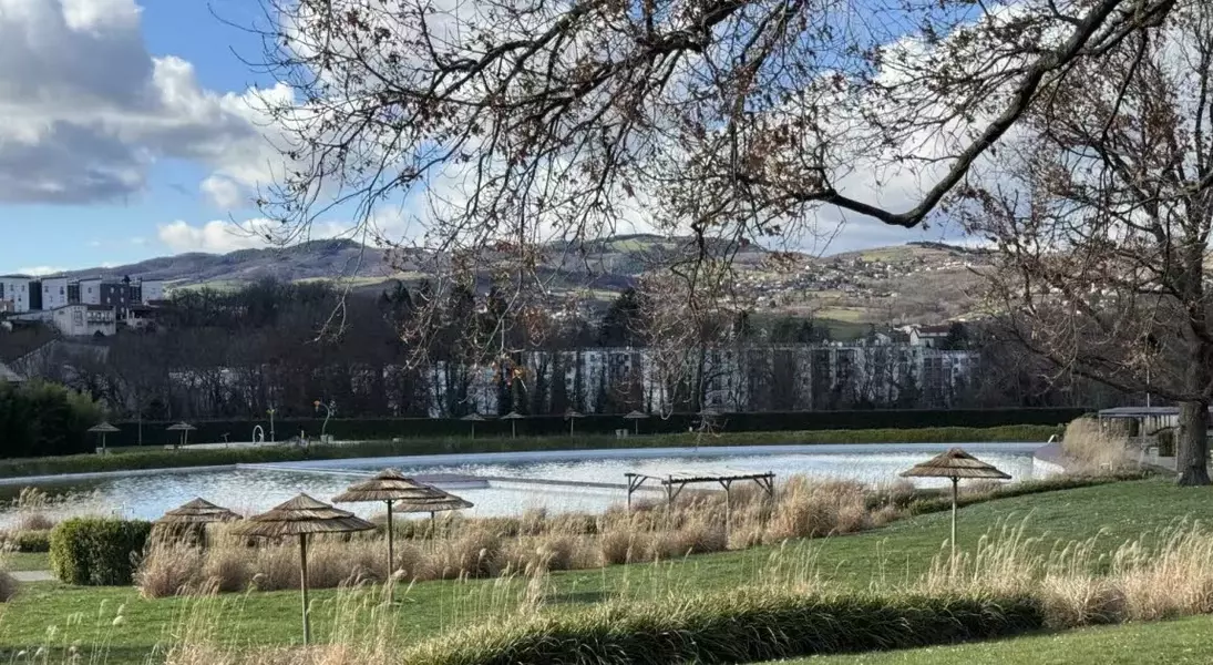 Single Slide