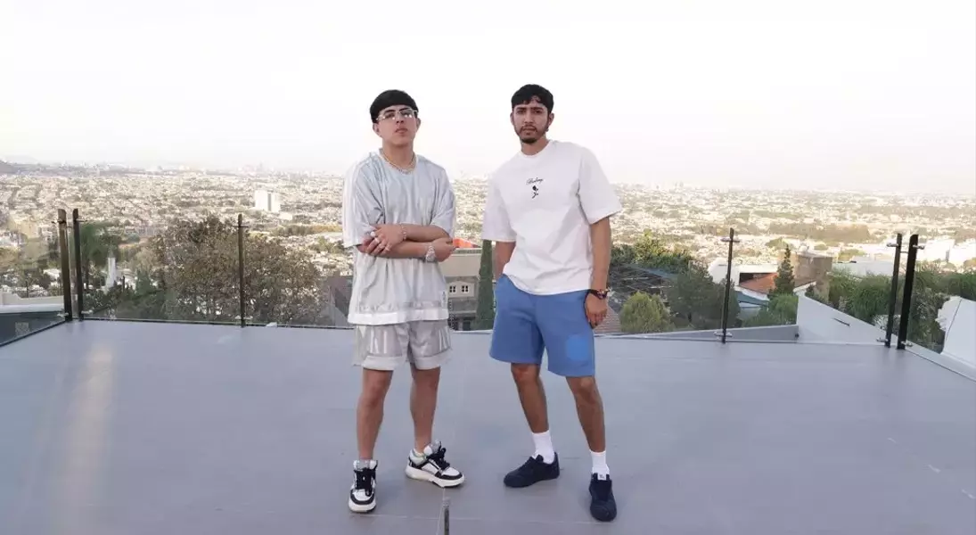 Single Slide