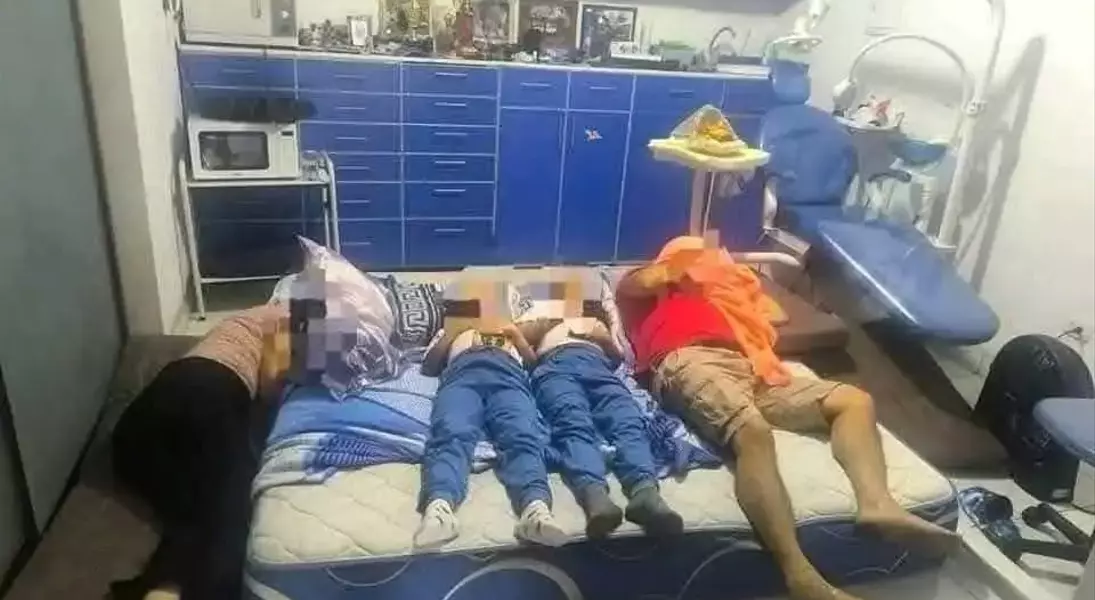 Single Slide