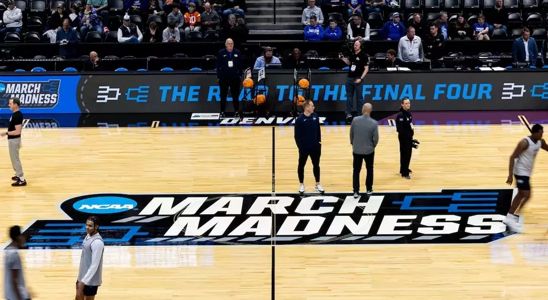 Single Slide