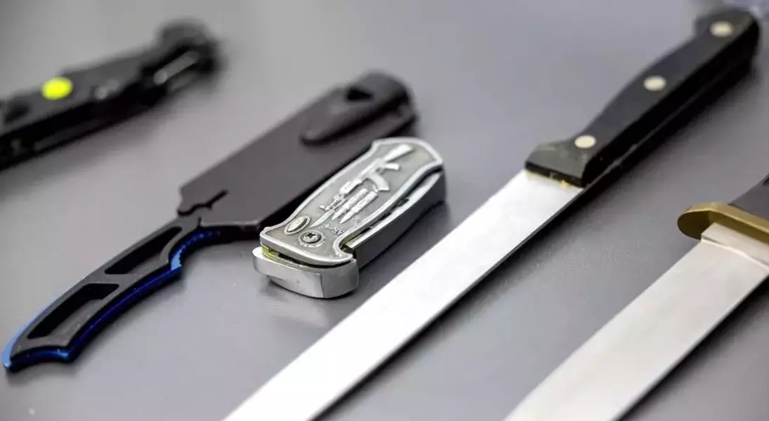 Single Slide
