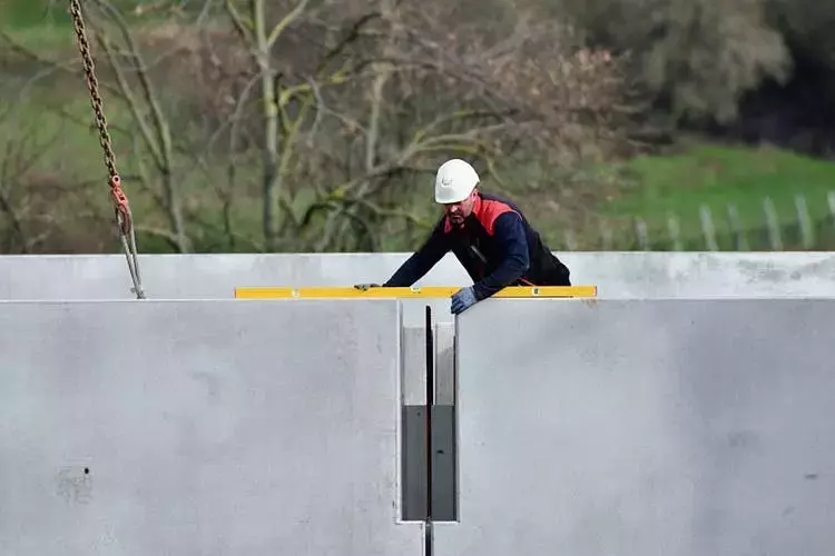Single Slide