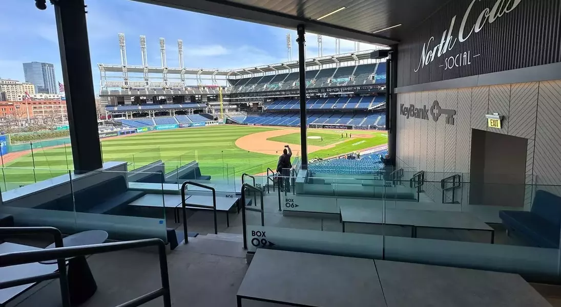 Single Slide