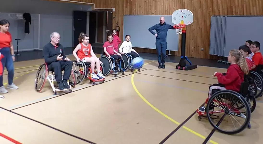 Single Slide