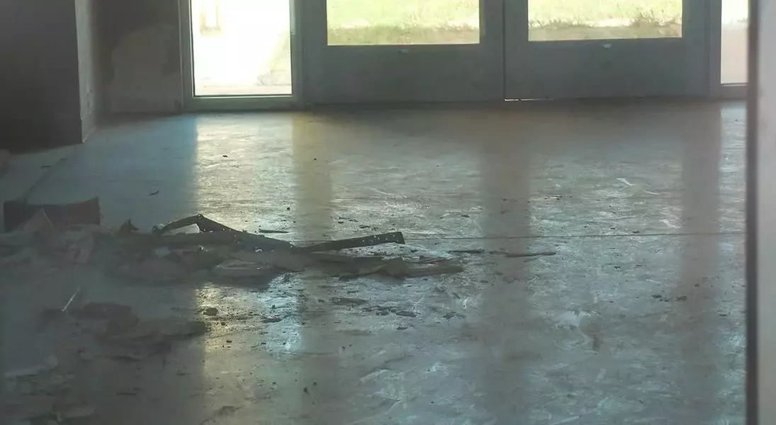 Single Slide