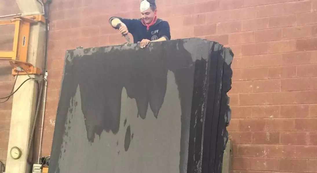 Single Slide