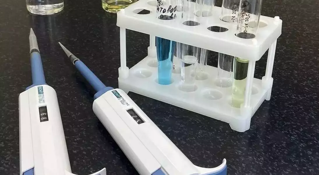 Single Slide