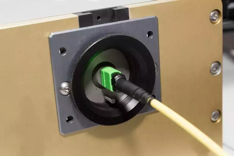 Single Slide