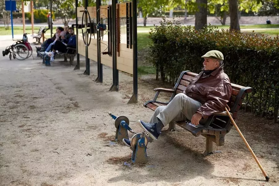 Single Slide