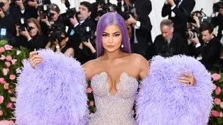 The Style Evolution of Kylie Jenner: From Reality Star to Fashion Icon