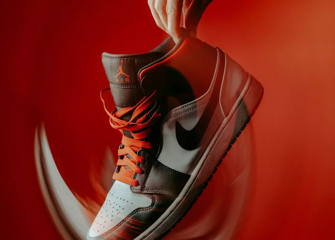 Dynamic Sneaker Display: Iconic Style in Motion