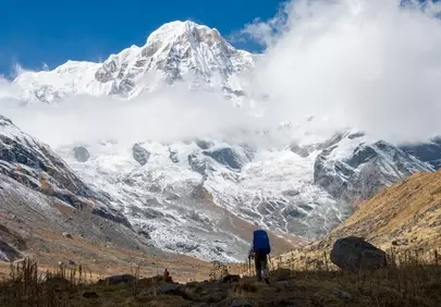 Epic Annapurna Trek: Conquer Himalayan Peaks & Alpine Valleys