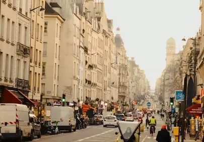 Vibrant Parisian Street Life: An Urban Canvas