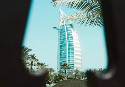 Iconic Dubai: Luxurious Skyscraper Amidst Tropical Paradise