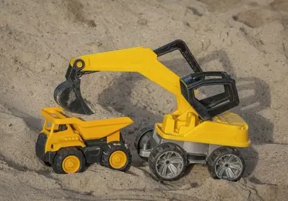 Vibrant Yellow Diggers: Ultimate Beach Construction Fun