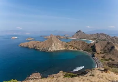 Breathtaking Padar Island: Indonesia's Pristine Ocean Paradise