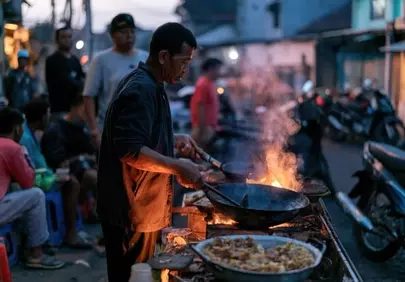 Fiery Wok Master: Authentic Indonesian Street Food Cooking at Sunset