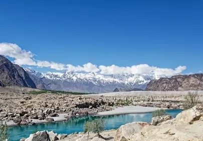 Breathtaking Karakoram: Indus River's Turquoise Embrace