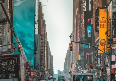 Vibrant City Life: Times Square's Dynamic Energy