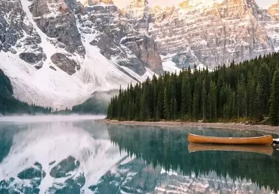 Breathtaking Moraine Lake Sunrise: Serene Reflections of Canadian Rockies