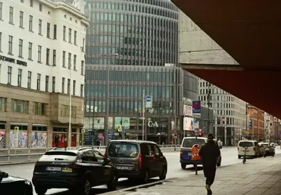 Urban Serenity: City Street Under Overcast Skies