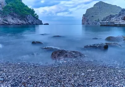 Serene Mallorca Cove: Tranquil Beach Landscape