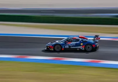 Adrenaline-fueled Maserati GT2 Race Car in Full Speed
