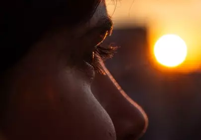 Golden Hour Gaze: Capturing Sunset's Serene Reflection