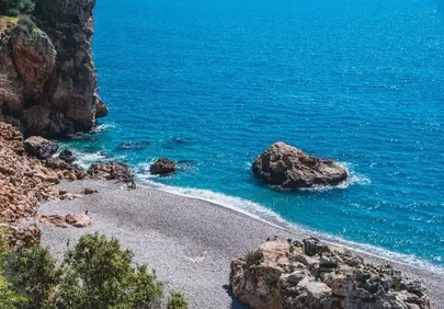 Azure Mediterranean Gem: Rocky Beach Paradise in Antalya
