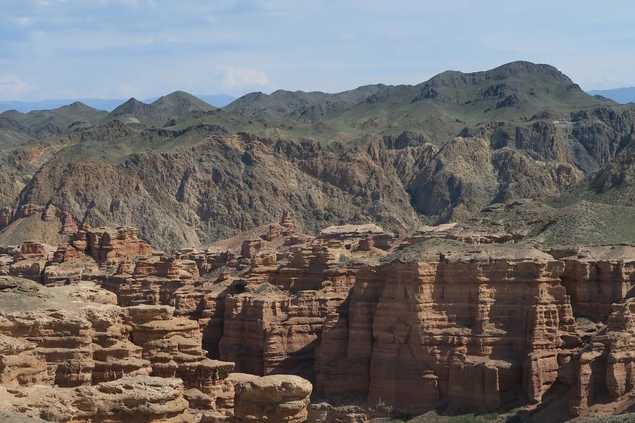 Breathtaking Charyn Canyon: Kazakhstan's Majestic Red Rocks