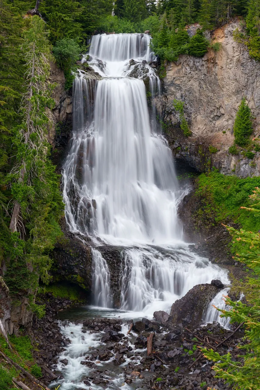 Majestic Cascading Waterfall: A Symphony of Nature's Power