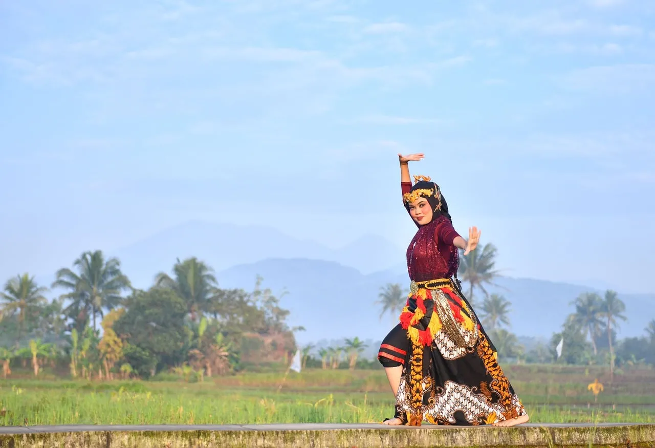 Vibrant Indonesian Dancer in Traditional Batik