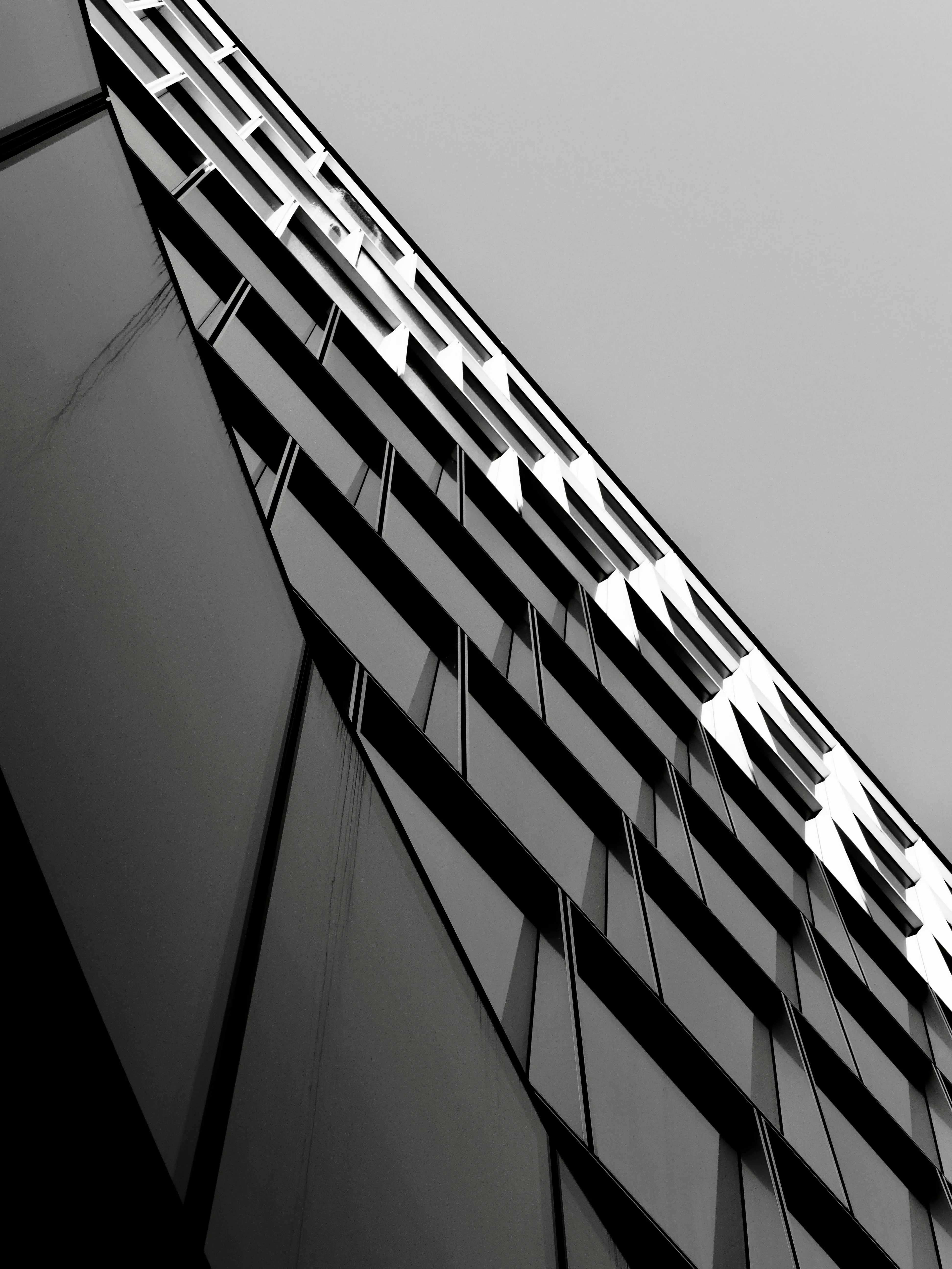 Striking Modern Skyscraper: Geometric Patterns in Black & White