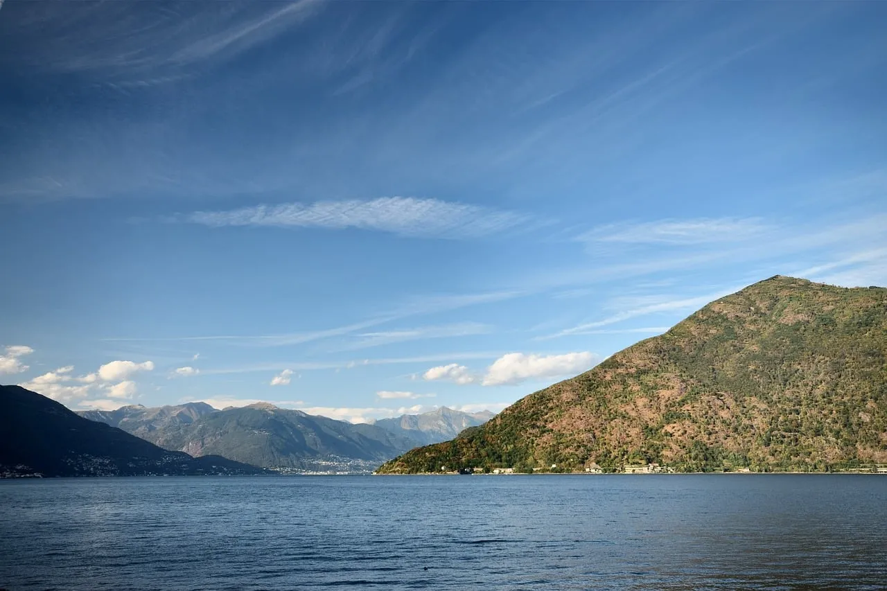 Breathtaking Northern Italian Lake & Mountain Serenity