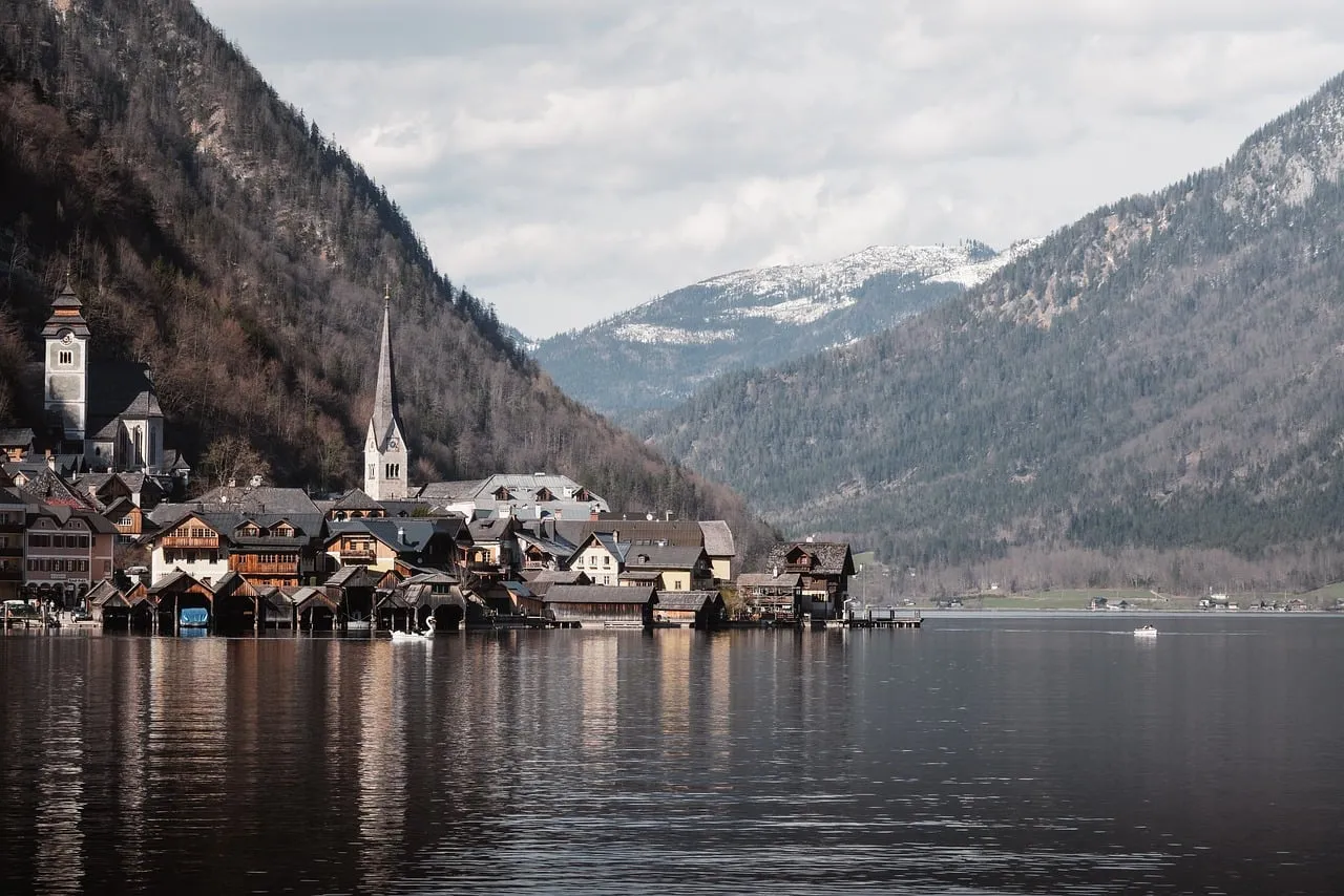 Breathtaking Hallstatt: Alpine Village Serenity Reflected in Lake