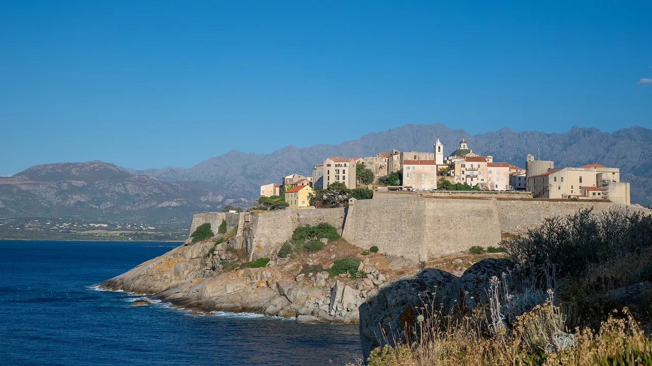 Breathtaking Calvi Citadel: Corsica's Coastal Sunset Gem