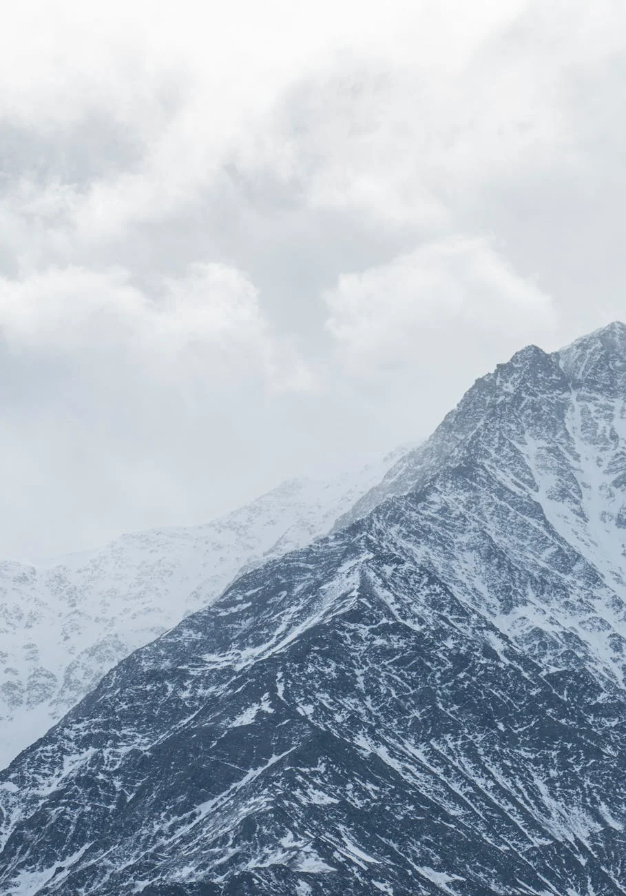 Majestic Peaks: Snow-Capped Mountain Landscape